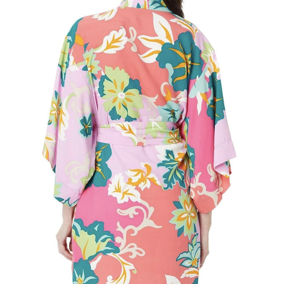 NWT As seen on “Sirens” Show Netflix Marbella Floral Wrap Robe by Natori in Pink - Picture 3 of 5